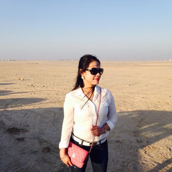 Meet your Posher, Jhie - Picture 2 of 8